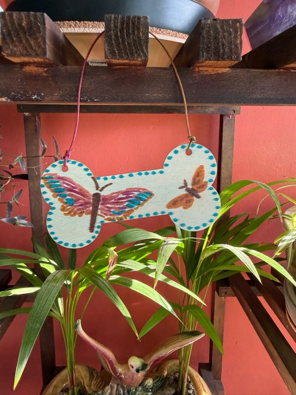 Butterfly Dog Bone Hanging -wood
Hand painted by Heidi